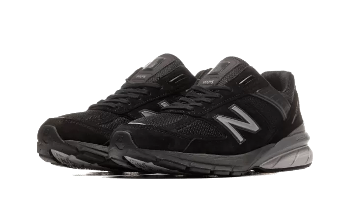 990 v5 Black