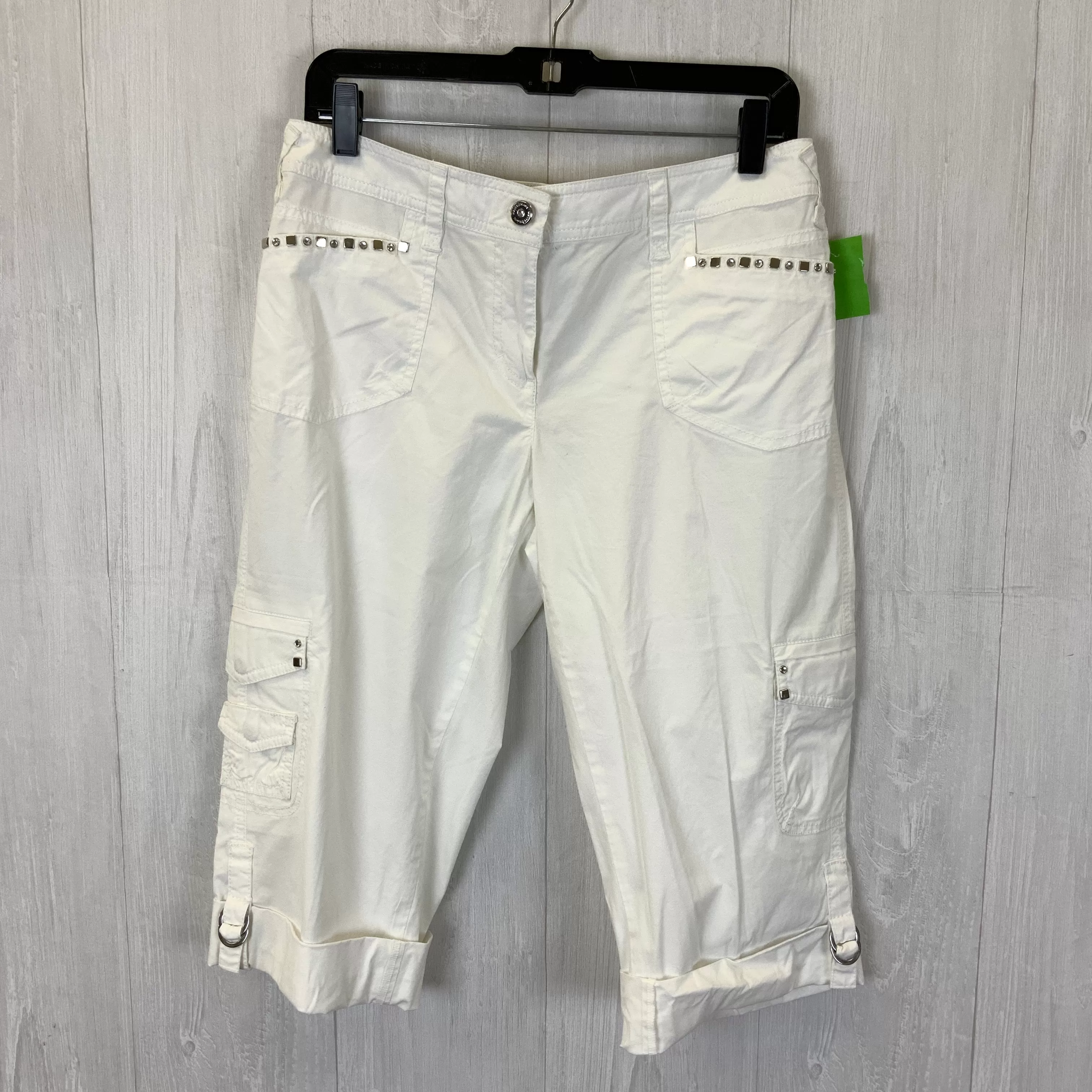 Capris By White House Black Market In White, Size: 6