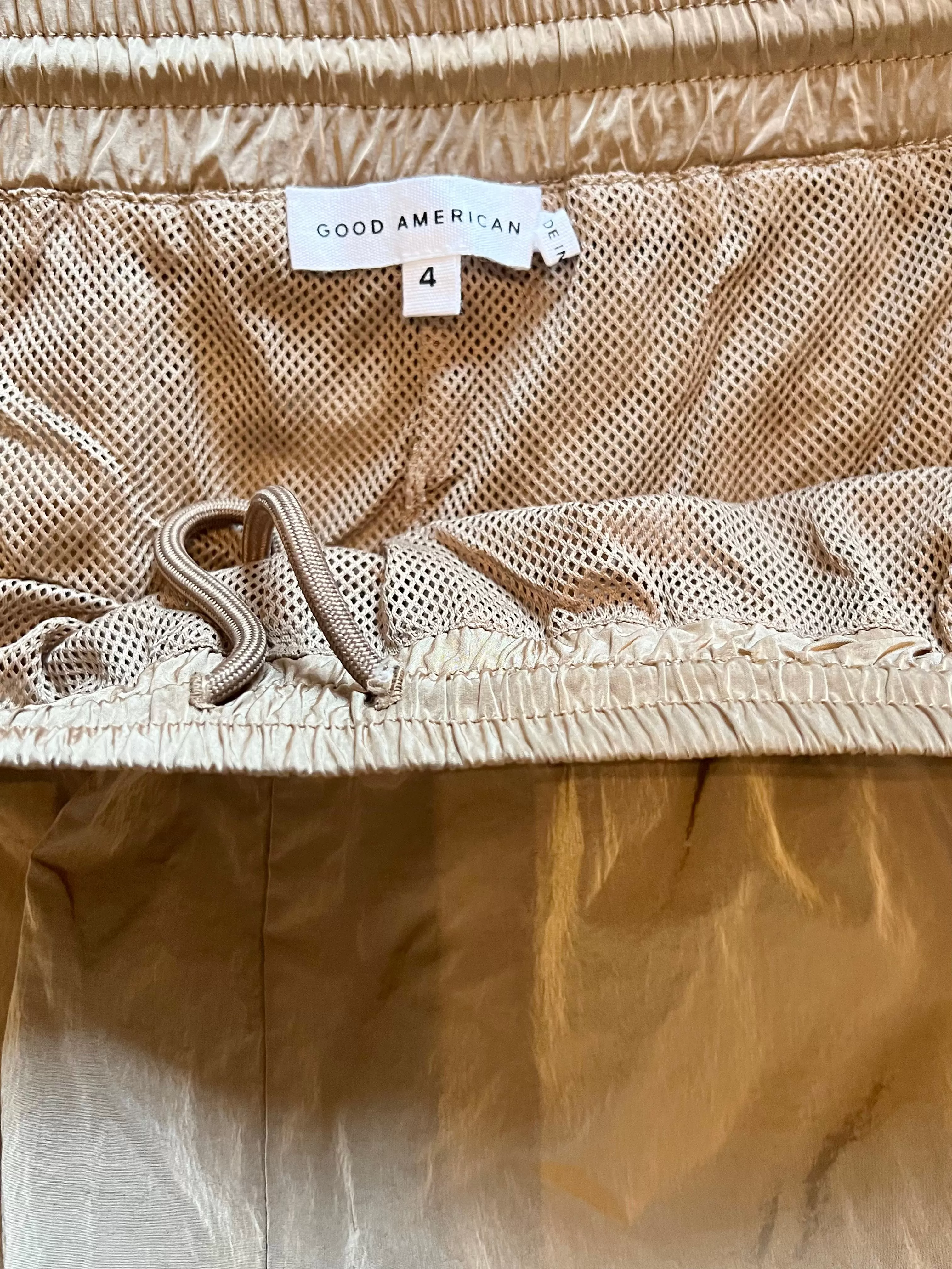 Good American Tan Size 4 Essential Track Pants