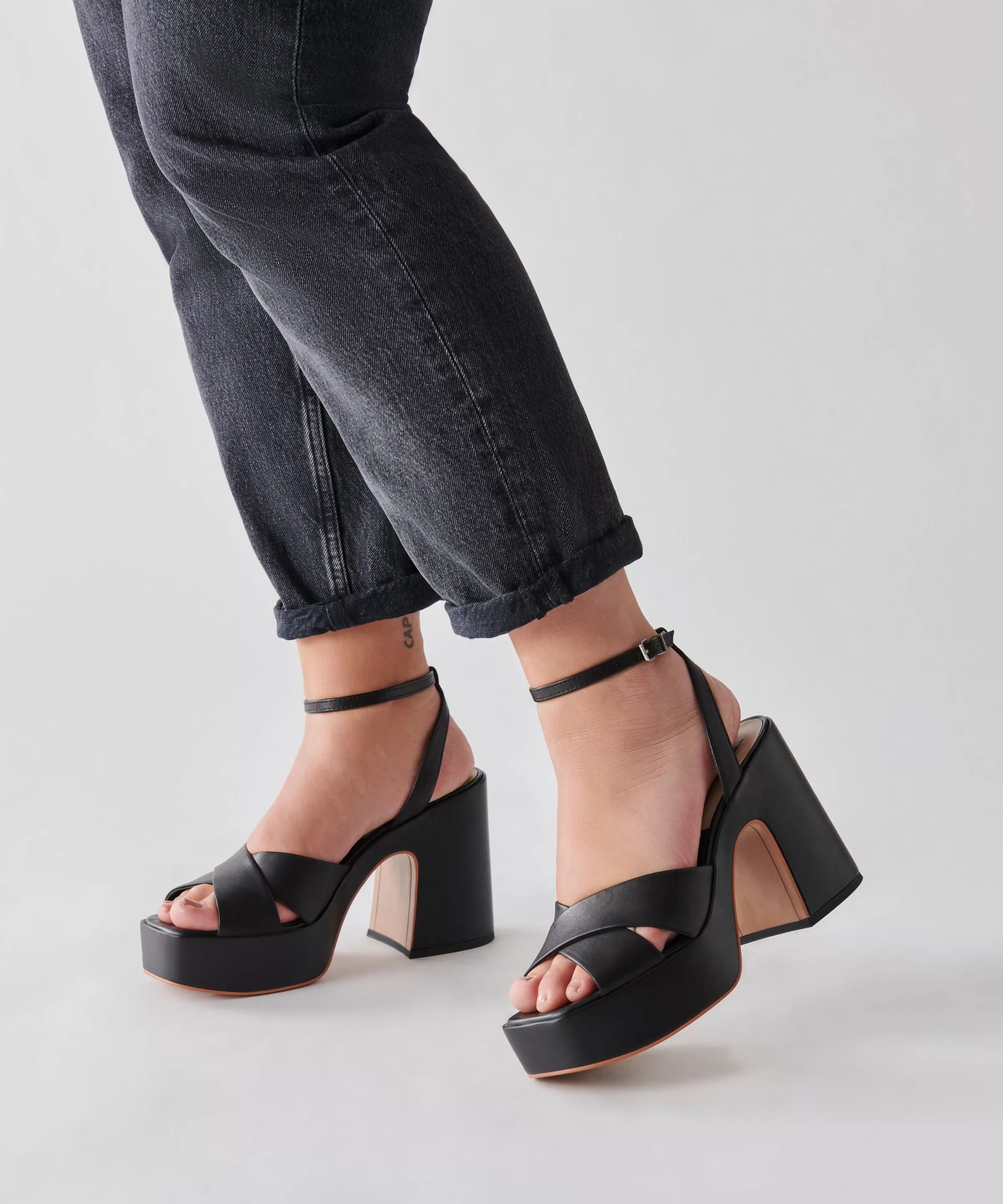 WESSI HEELS BLACK LEATHER